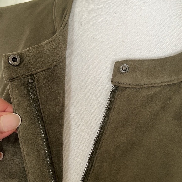H by Halston Olive Green Faux Suede Knit Sleeve Belted Collarless Jacket Size 8 - Picture 8 of 16